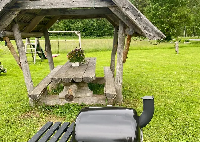 Tagavaelja Talu And Sauna On A Farm B&b, Rural Experience Holiday home